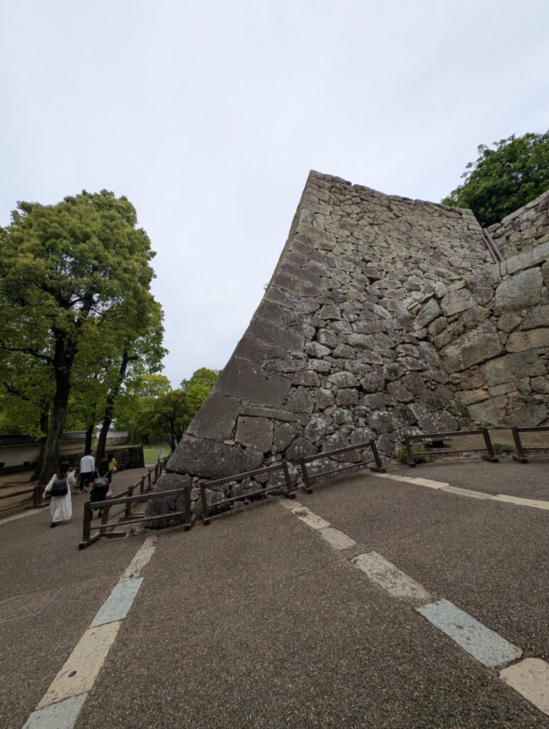 姫路城の扇の勾配