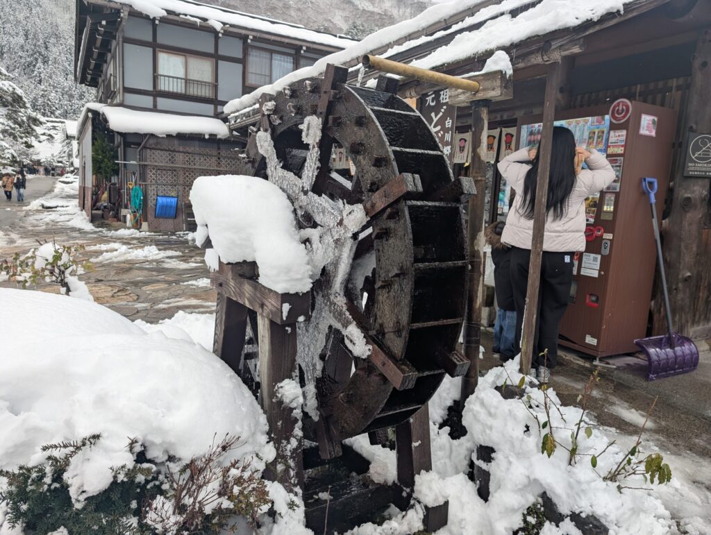 白川郷の水車
