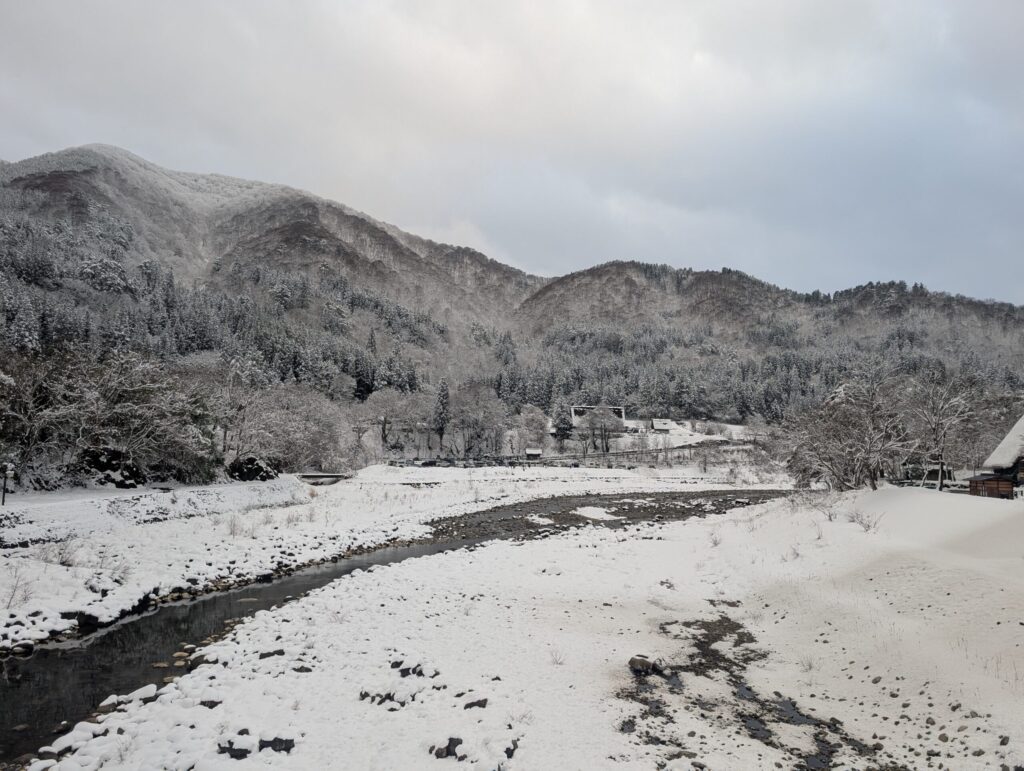白川郷へ向かう道路